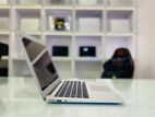 MacBook Air 2017 - Intel i5 8GB RAM -256GB SSD -13 Inch
