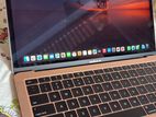MacBook Air 2019 Gold