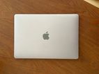 Apple MacBook Air 2020 i3