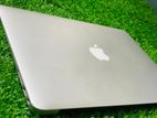 Macbook Air Core I7 Laptop