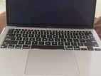 Apple MacBook Air M1