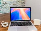 MacBook Air i5 512GB 13.6”