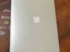 Apple MacBook Air I5