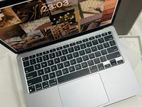 MacBook Air M1