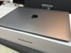MacBook Air M1