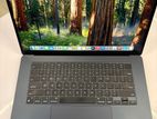 MacBook Air M2 15-inch