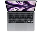 MacBook Air M2 16 / 256GB