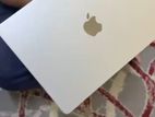 Apple MacBook Air M2