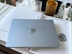 MacBook Air M3