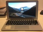 Apple Macbook Air