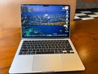 Apple MacBook Air M4