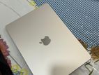 Apple MacBook