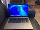 Apple MacBook M1