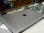 MacBook M1