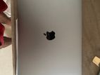 MacBook Pro 13 Inch 2017