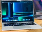 MacBook Pro 2017 i5 8GB 128GB