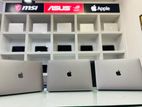 Macbook Pro 2017| I7 16GB 256GB SSD/ Touch Bar