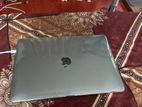 Apple MacBook Pro