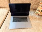 Apple Macbook Pro 2019 (16”) I7