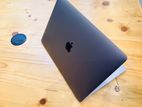 MacBook Pro 2019 16GB 512GB