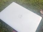 Apple MacBook Pro A1398