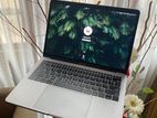 Apple MacBook Pro