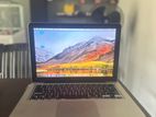 Apple MacBook Pro