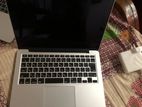 Apple MacBook Pro Full Set