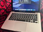 MacBook Pro i5 - Mid 2012