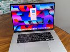 macbook pro i7 16GB512GB 16”