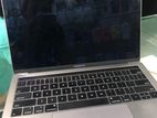 MacBook Pro intel i5 16GB Ram 1TB SSD 13 inch