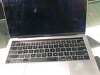 MacBook Pro intel i5 16GB Ram 1TB SSD 13 inch