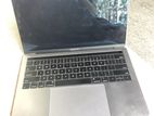 MacBook Pro Intel i5 8GB Ram 1TB SSD 13 Inch