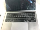 MacBook Pro intel i5 8GB Ram 1TB SSD 13 inch