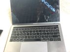 MacBook Pro intel i5 8GB Ram 1TB SSD 13 inch