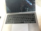 MacBook Pro intel i5 8GB Ram 1TB SSD 13 inch