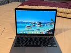 MacBook Pro M1 13-Inch