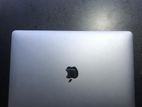 MacBook Pro M1 ( 8GBGB RAM / 256 SSD)