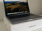 MacBook Pro M2 13 Inch