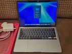 Apple MacBook Pro M2
