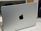 MacBook Pro M3 18GB / 512GB