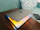 Apple MacBook Pro