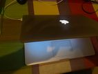 MacBook Pro Retina 15” (Mid-2015) – 512GB SSD Dedicated AMD Graphics