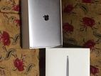 Apple MacBook Air M1