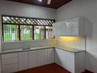 Maharagama 06 Bed Rooms Large house on 16 Perches of Land for Sale