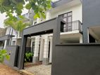 Maharagama Brand New Three Story House for Sale