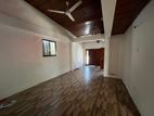 MAHARAGAMA PAMUNUWA ROAD 2BR UPSTAIR HOUSE RENT