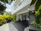 Maharagama Vidyala Handiya 3 Story Brand New House for Sale ( RHS - 768)