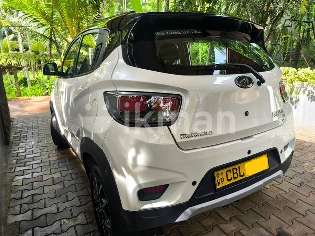 Mahindra Kuv 100 2019 photo 4