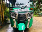 Bajaj RE 205 2015